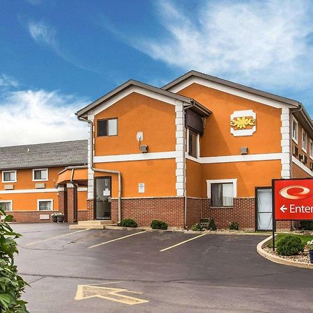 Econo Lodge Сидър Рапидс Екстериор снимка