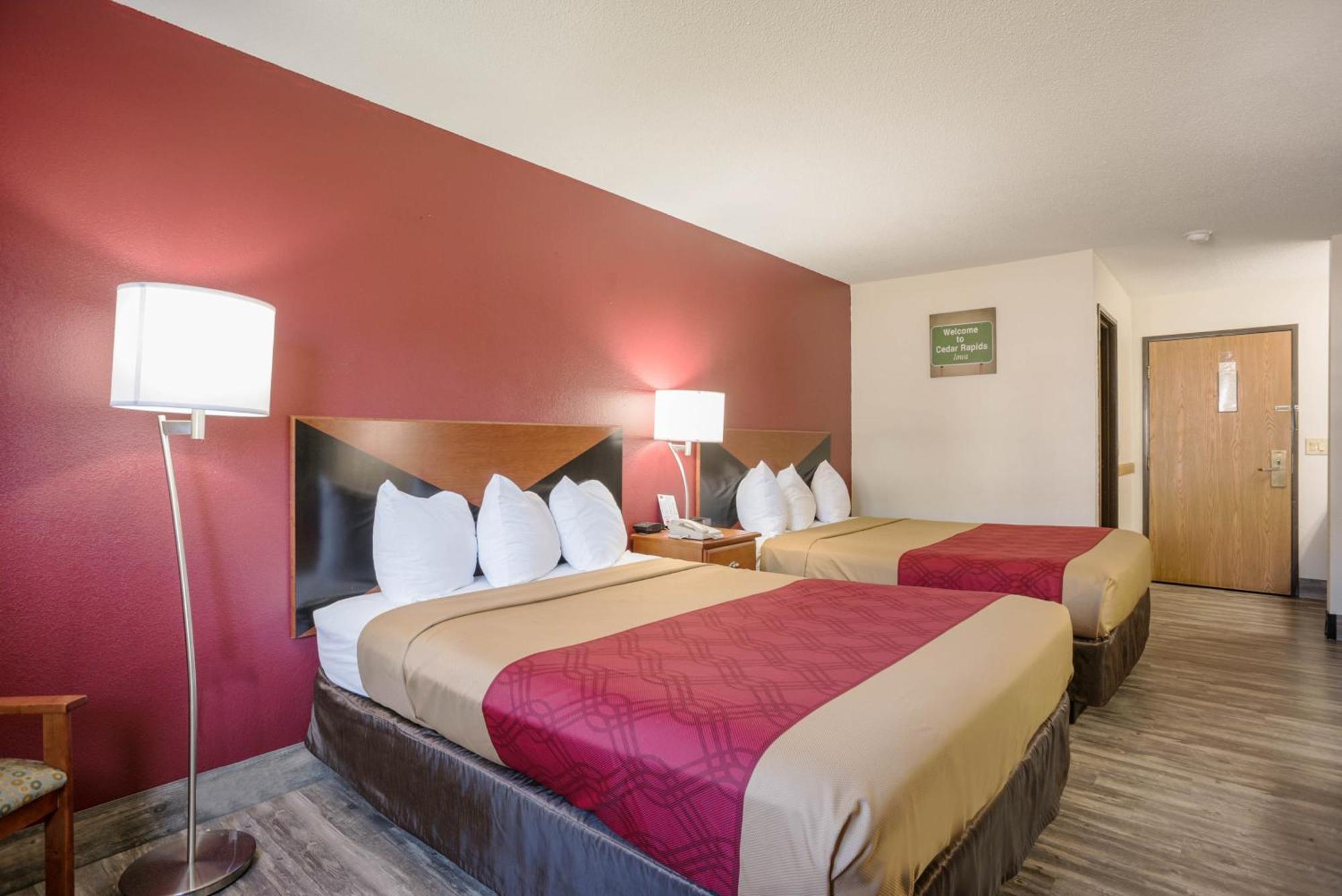 Econo Lodge Сидър Рапидс Стая снимка